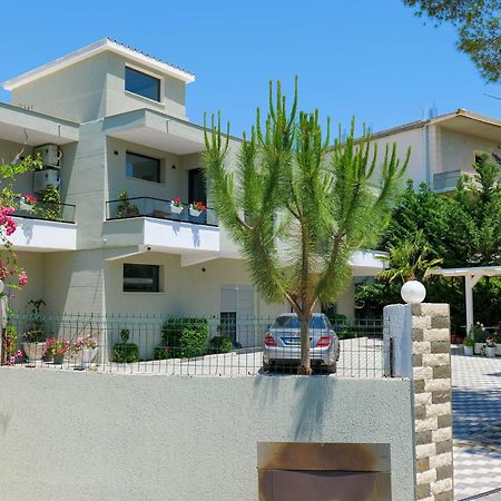 Hotel Celaj Vlore Luaran gambar