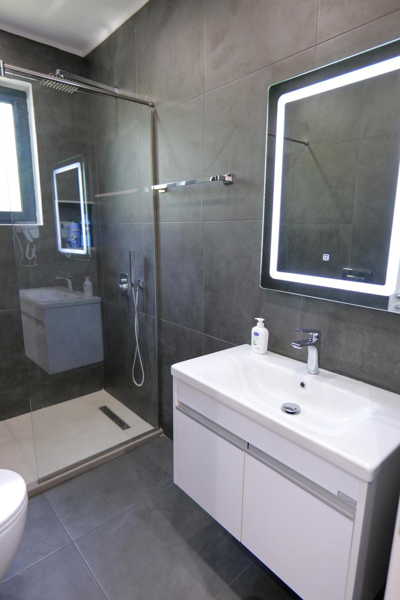 Hotel Celaj Vlore Luaran gambar