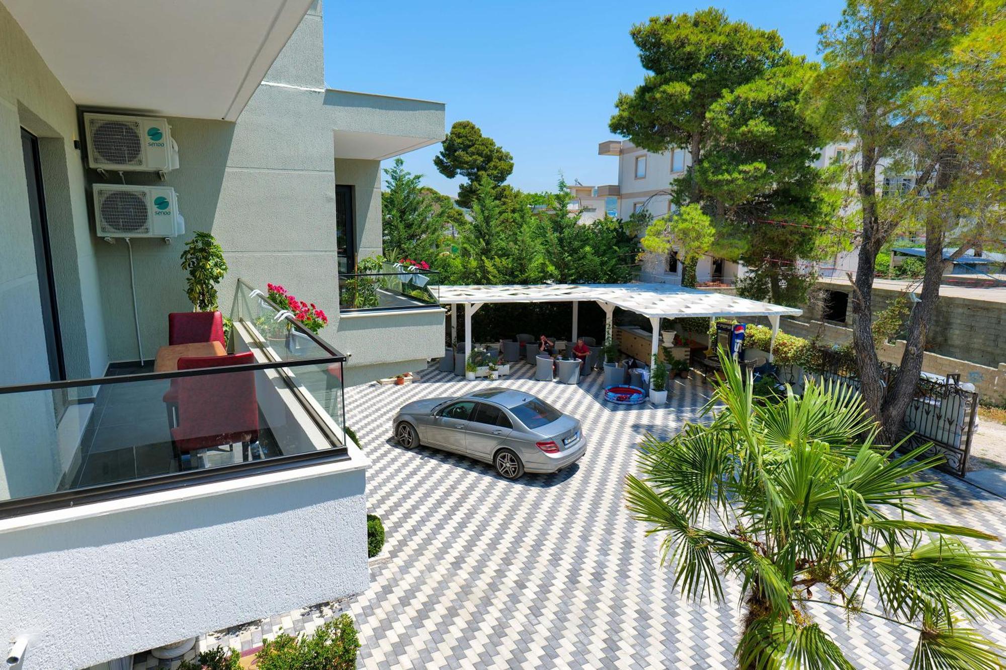 Hotel Celaj Vlore Luaran gambar